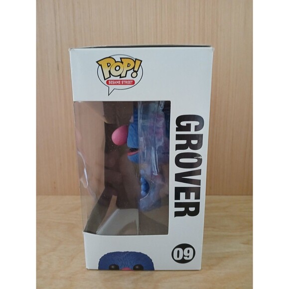Funko Pop Grover #09 Sesame Street Collectible Toy 2015 - Picture 2 of 6